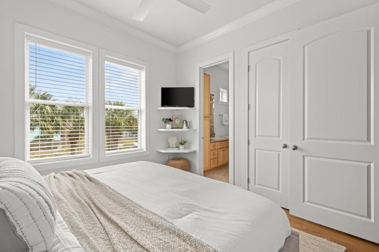 Crescent Moon Palace - A Luxury Home With Pool, Parking, Just Steps To The Beach Panama City Beach Ngoại thất bức ảnh